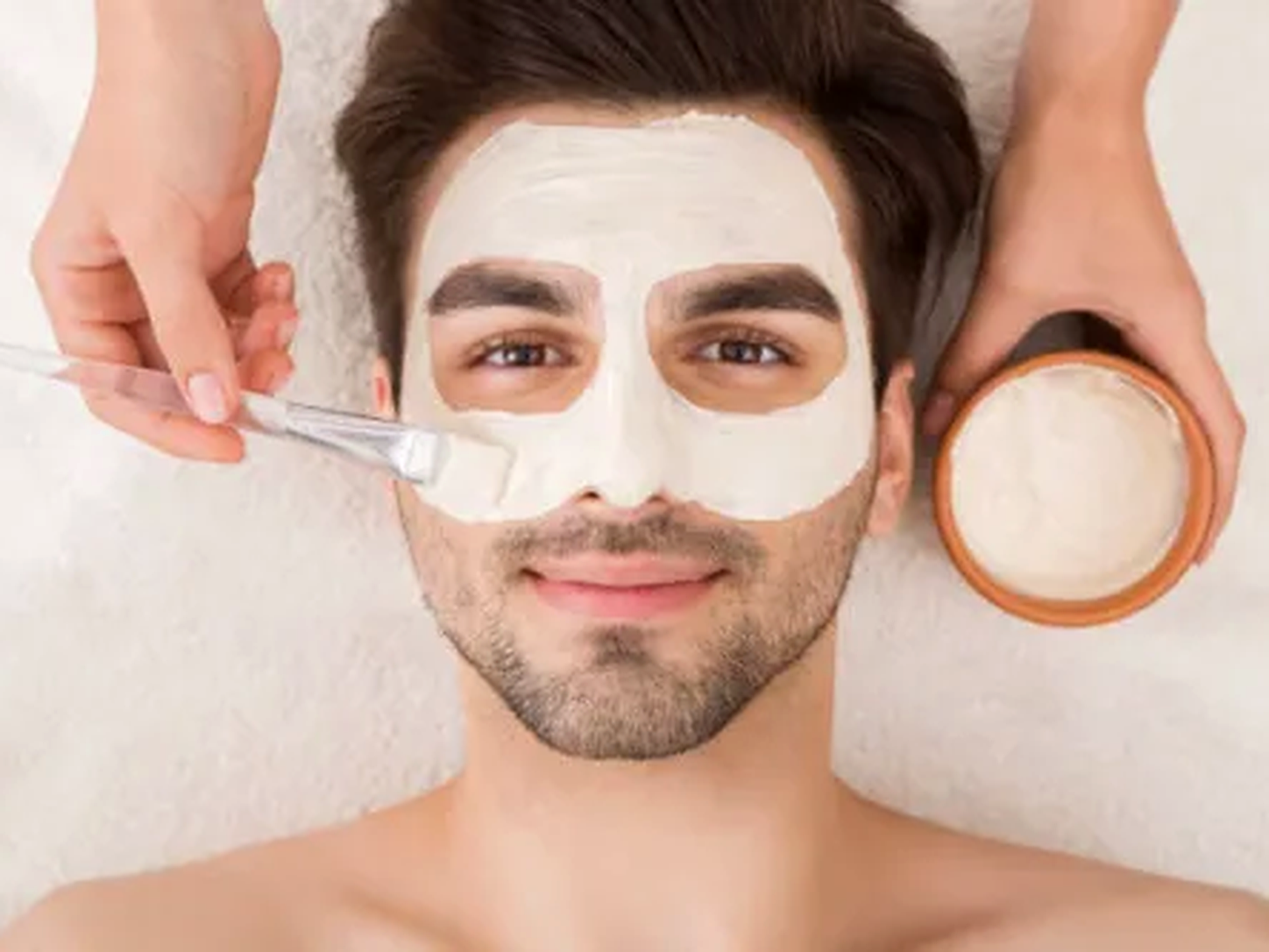 Men bleach and de-tan treatment